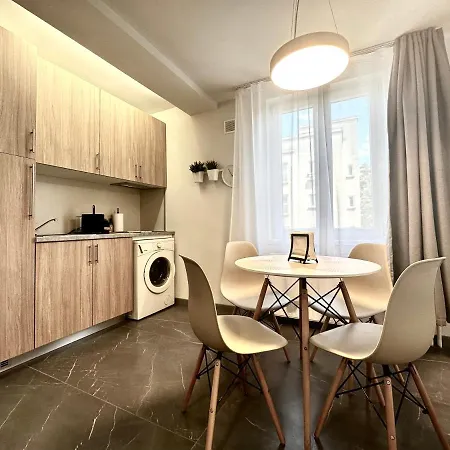 Apartment Chic