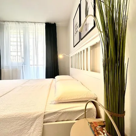 Apartment Chic
