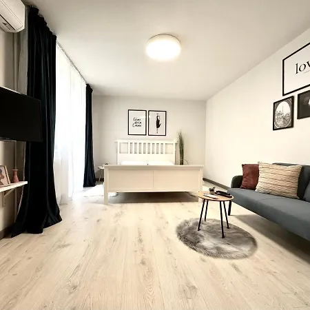 Chic Apartment