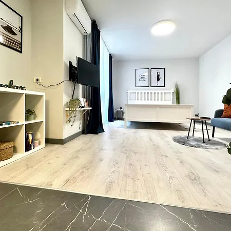 Chic Apartment *