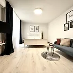 Chic Apartment